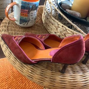 Super cute designer leather heels